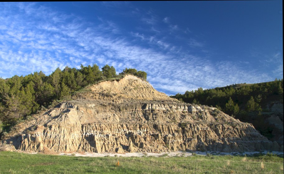 badlands hdr hill